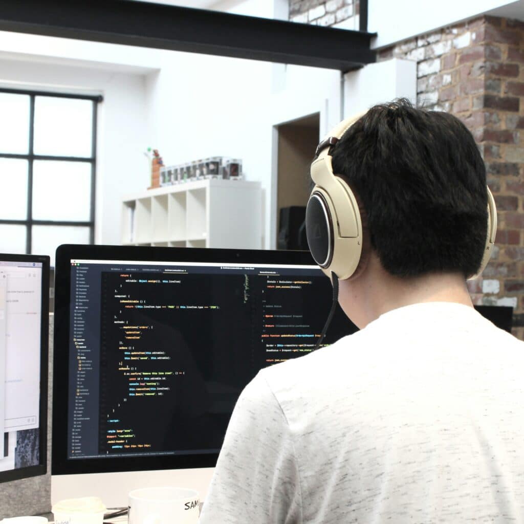 une équipe experte site web code